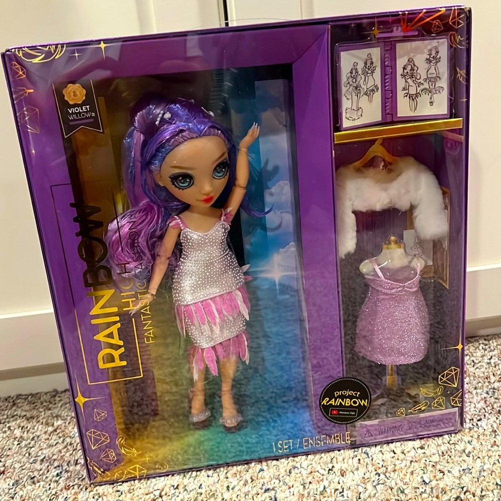 Rainbow High Fantastic Fashion Violet Willow